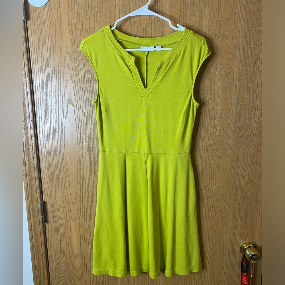 New York & Company Yellow Dress With Pockets